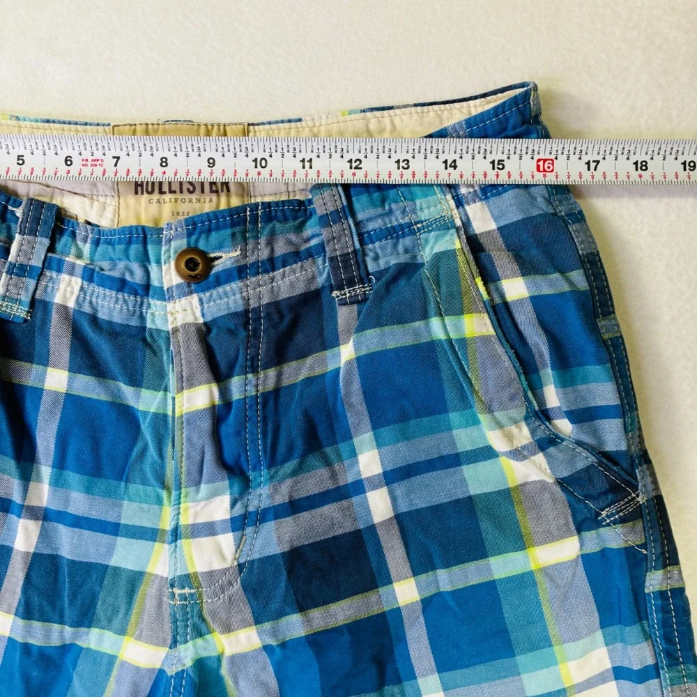 Hollister Mens Blue Plaid Flat Front Chino Shorts Button Fly 30 32
